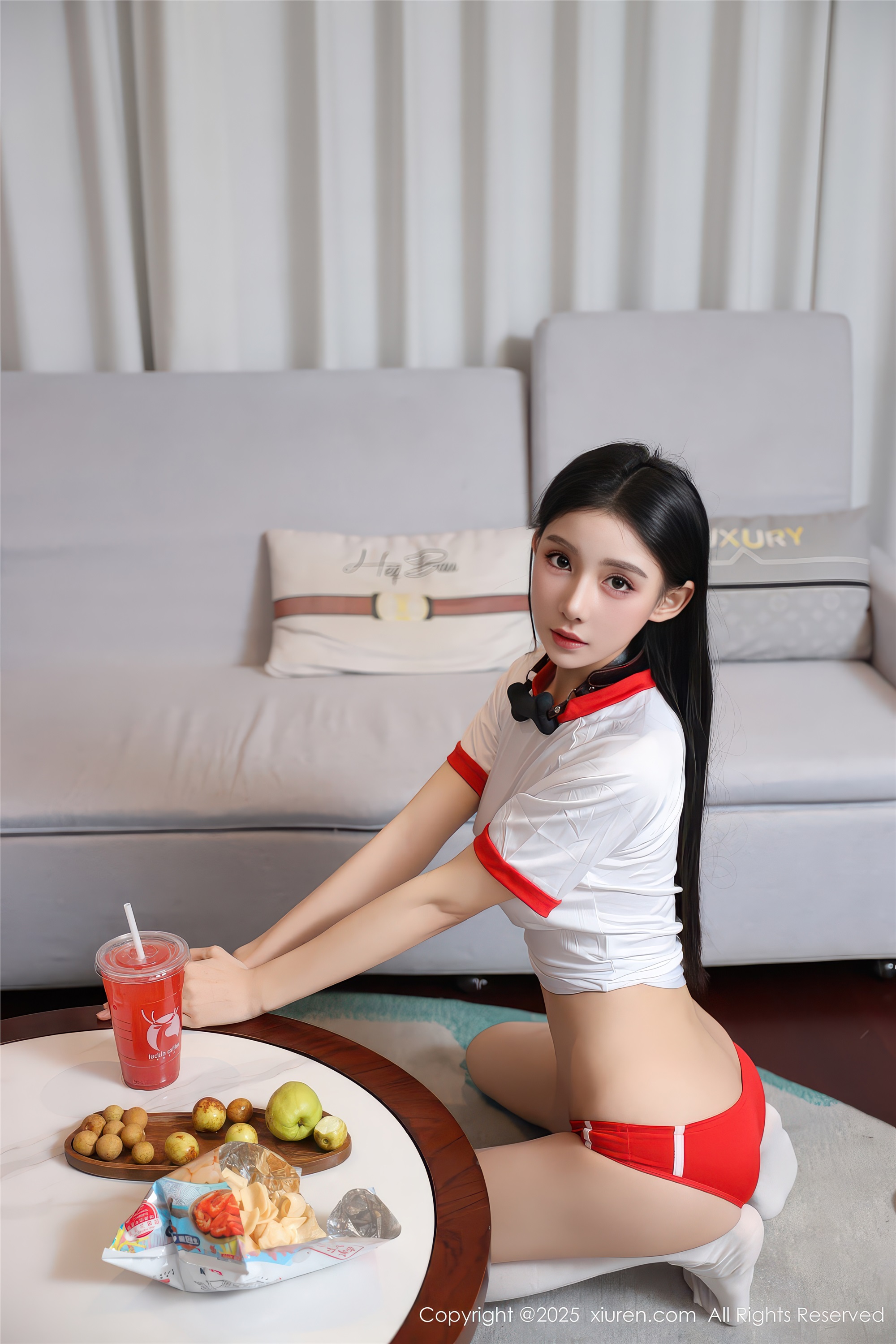 Xiuren秀人网 2025.12.16 NO.11110 许微微呀